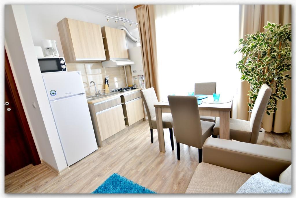 Summerland Luxury Studios By The Sea Mamaja Pokój zdjęcie